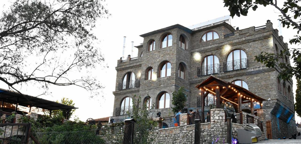 Hotel Restaurant Emblema Petrele 외부 사진